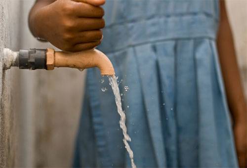 Acqua potabile pura a casa