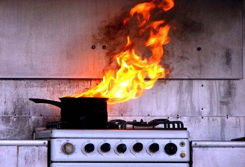 padella per alimenti bruciata