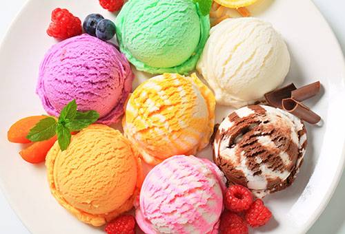 Diverse palline di gelato