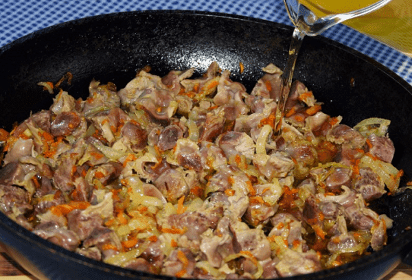 stomaci di pollo fritto