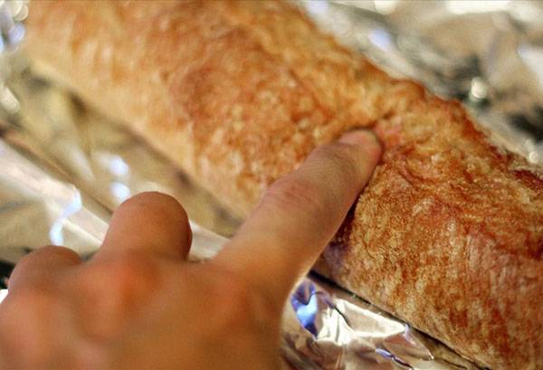 controllo della morbidezza del pane