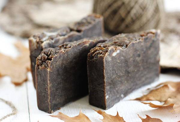 Homemade tar soap