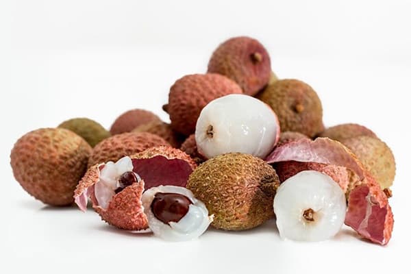 Una manciata di frutti di litchi