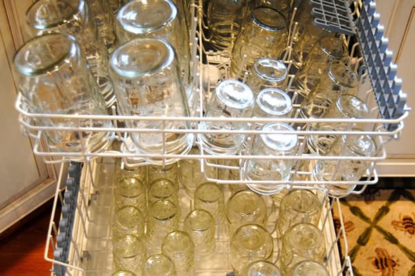 Cans in the dishwasher