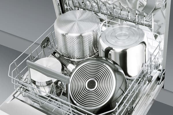 Pots and pan in the dishwasher