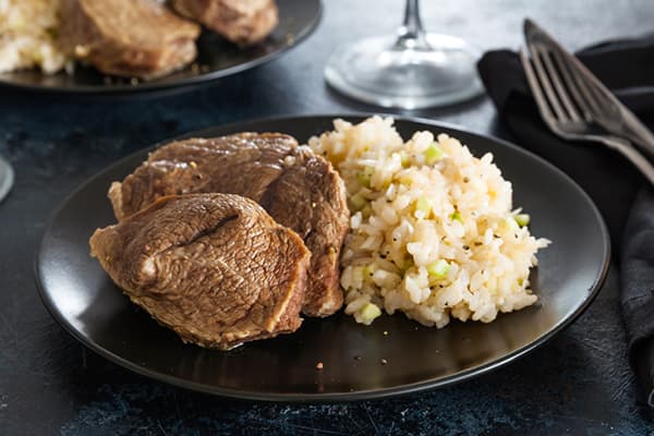 Manzo bollito con contorno