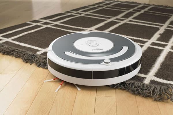 Vacuum cleaner robot