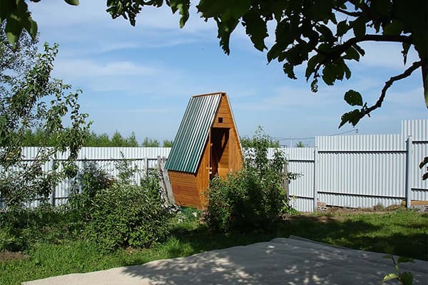 Toilette in campagna